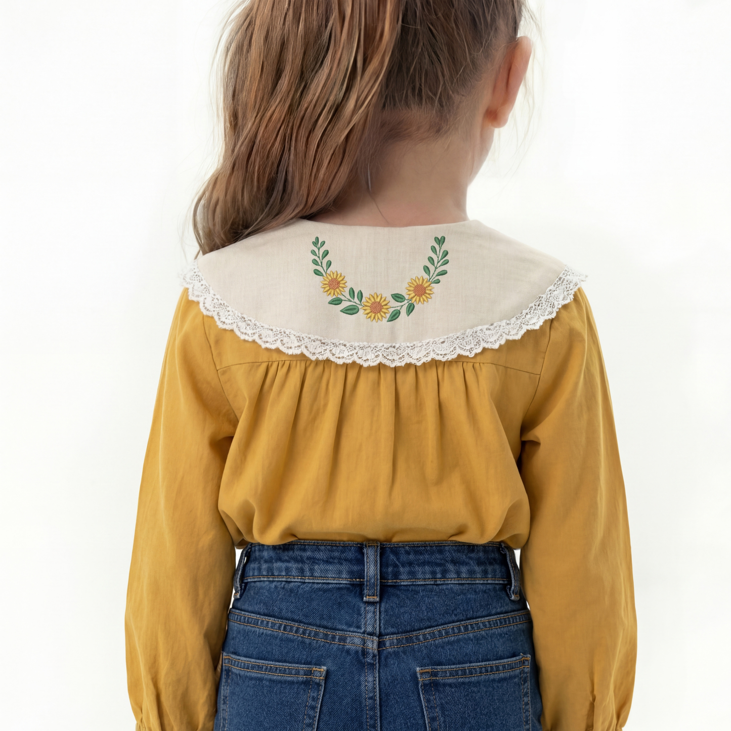 Embroidered Linen Cottagecore and Tuscan Style Collar, Lace Peter Pan Collar, Delicate Accessory for Girls' Dresses and Shirts