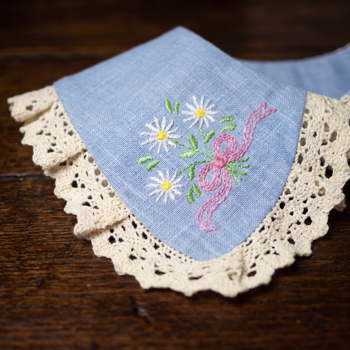 Cottagecore and Tuscan Style Embroidered Linen Collar, Peter Pan Lace Collar, Delicate Accessory for Girls' Dresses and Shirts